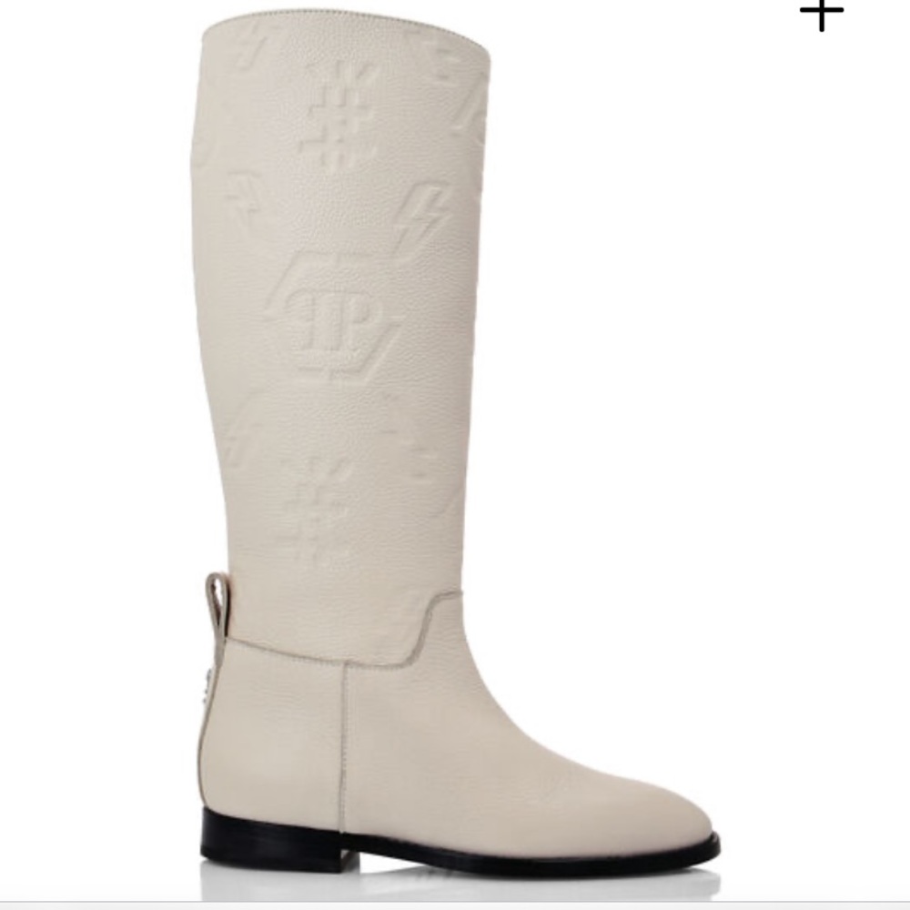 Philipp Plein beige LEATHER BOOTS LOW-HEELS
MID MONOGRAM. New with Box.